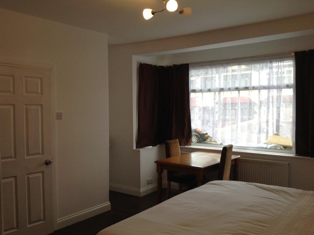 Repton Private Hotel Romford Zewnętrze zdjęcie